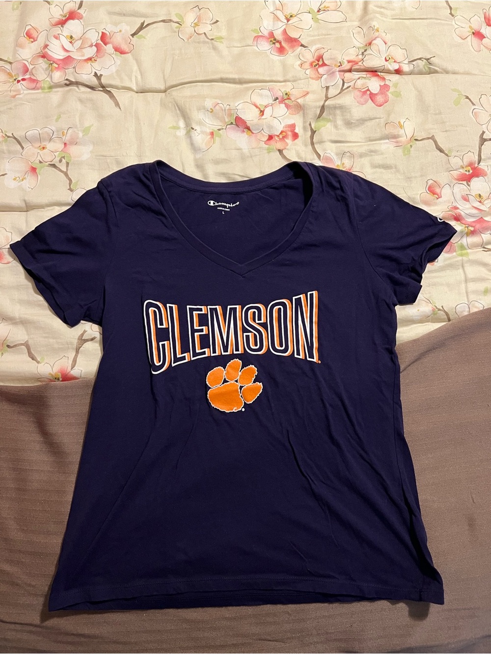 Champion Clemson Tigers Shirt Womens Large V-Neck T-Shirt Paw Print